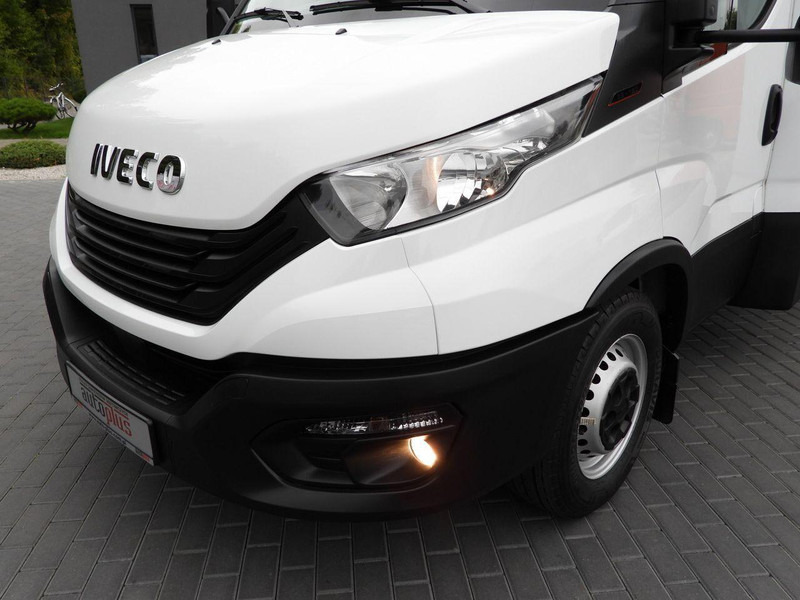 Autoutilitară cu prelată Iveco DAILY 35S18 PLANDEKA 10 PALET WEBASTO TEMPOMAT PNEUMATYKA KLIMAT: Foto 20