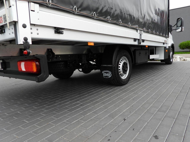 Autoutilitară cu prelată Iveco DAILY 35S18 PLANDEKA 10 PALET WEBASTO TEMPOMAT PNEUMATYKA KLIMAT: Foto 17