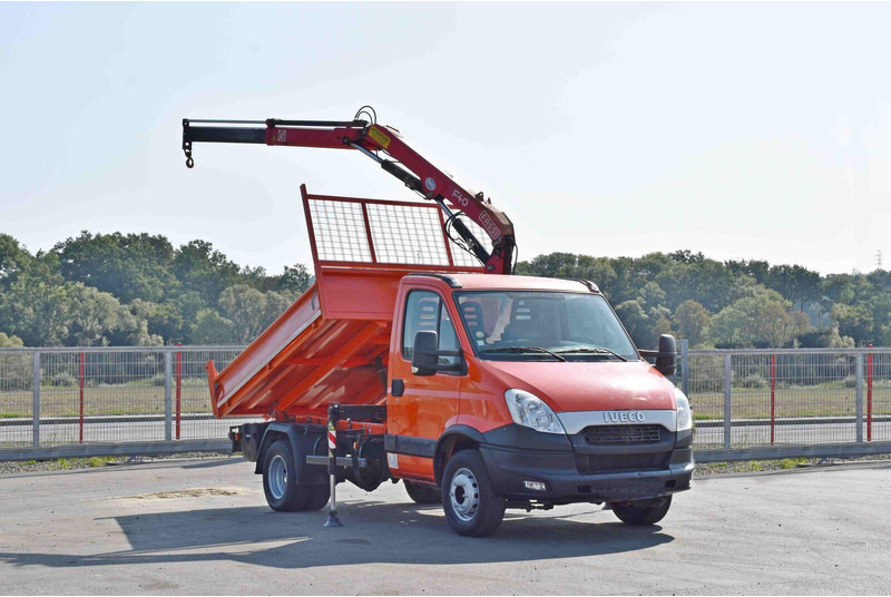 Iveco DAILY 70C17 - Camion basculantă, Camion cu macara: Foto 2 Iveco DAILY 70C17 - Camion basculantă, Camion cu macara: Foto 2