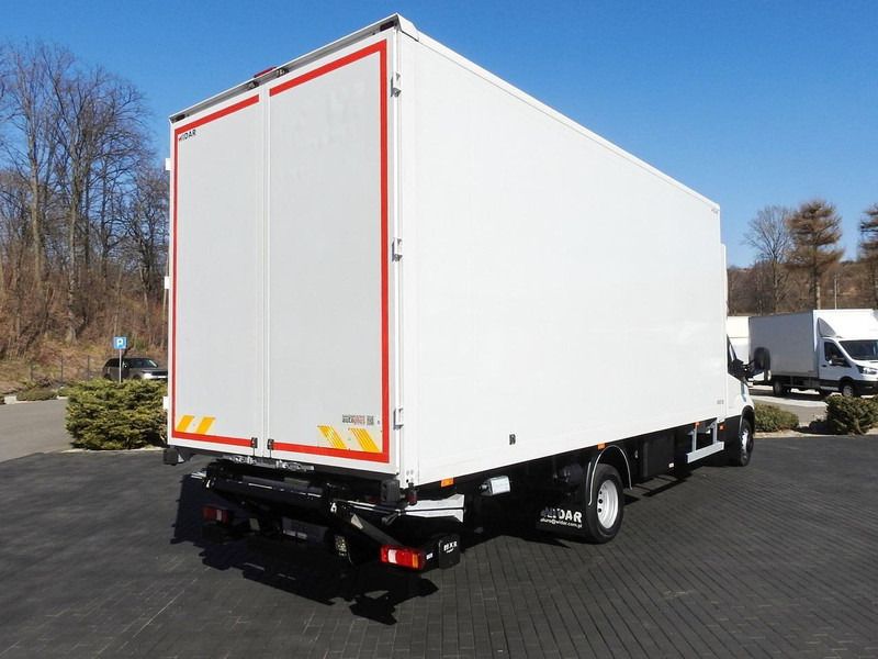 Iveco DAILY 70C18 KONTENER WINDA 14 PALET WEBASTO TEMPOMAT NAWIGACJA L - Camion furgon: Foto 3 Iveco DAILY 70C18 KONTENER WINDA 14 PALET WEBASTO TEMPOMAT NAWIGACJA L - Camion furgon: Foto 3