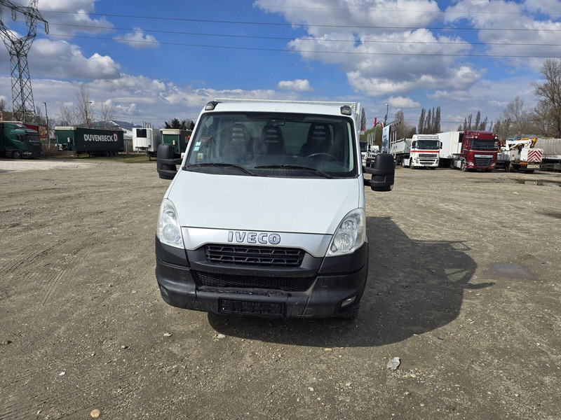 Iveco Daily 35 C 13 - Tipper + tool box - Autoutilitară basculantă: Foto 2 Iveco Daily 35 C 13 - Tipper + tool box - Autoutilitară basculantă: Foto 2