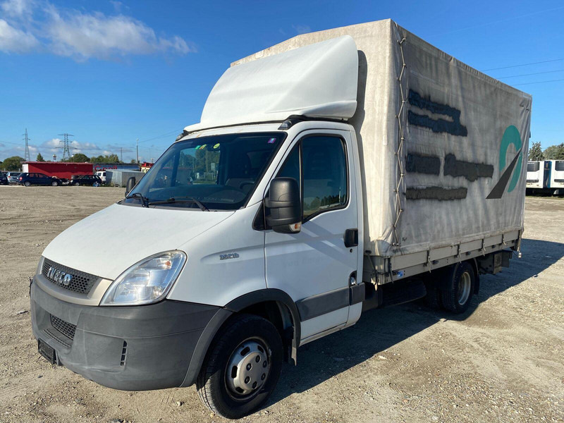 Iveco Daily 35 C 18 Pritsche + Plane + DHollandia LBW - 3,5t - Autoutilitară cu prelată: Foto 2 Iveco Daily 35 C 18 Pritsche + Plane + DHollandia LBW - 3,5t - Autoutilitară cu prelată: Foto 2