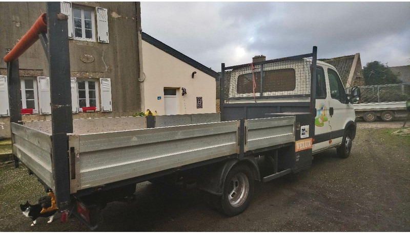 Iveco Daily 35C15 Doka flatbed - Autoutilitară cu platformă: Foto 2 Iveco Daily 35C15 Doka flatbed - Autoutilitară cu platformă: Foto 2