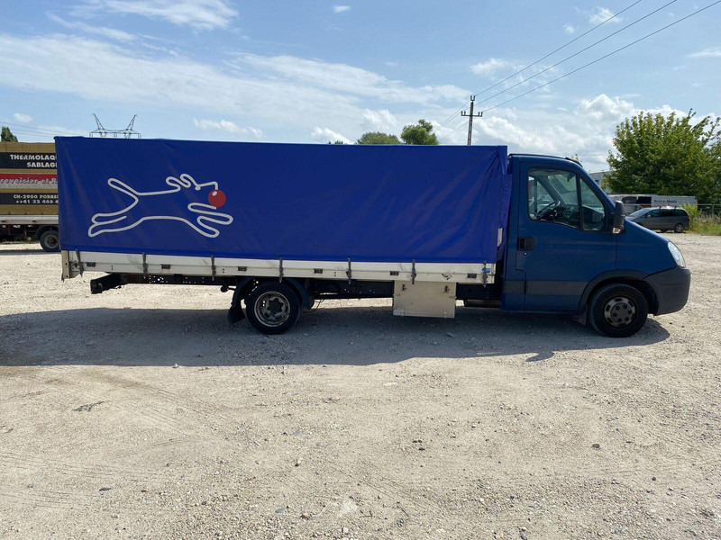Iveco Daily 35C15 Pritsche + Plane -3,5t - Autoutilitară cu prelată: Foto 4 Iveco Daily 35C15 Pritsche + Plane -3,5t - Autoutilitară cu prelată: Foto 4