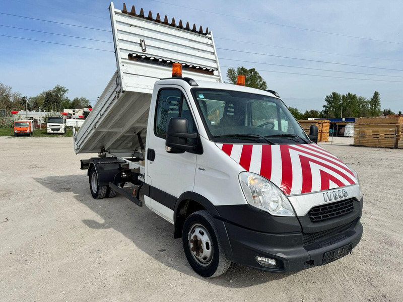 Iveco Daily 40 C 15 - Tipper - Autoutilitară basculantă: Foto 3 Iveco Daily 40 C 15 - Tipper - Autoutilitară basculantă: Foto 3