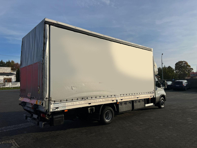 Iveco Daily 72C18 70C18 CURTAINE TILT+LIFT 1.HAND LED FULL OPTION - Camion cu prelată: Foto 5 Iveco Daily 72C18 70C18 CURTAINE TILT+LIFT 1.HAND LED FULL OPTION - Camion cu prelată: Foto 5