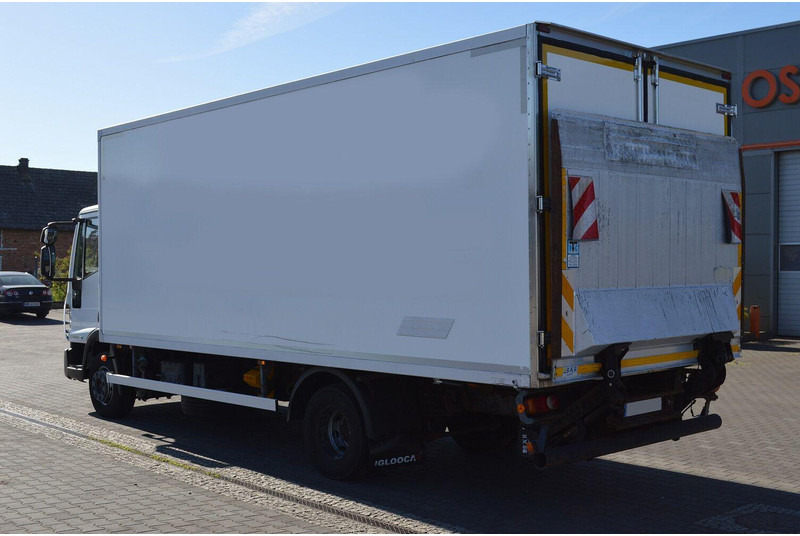 Iveco EUROCARGO 120EL18 REFRIGERATOR+LIFT SIDE DOOR - Camion frigider: Foto 3 Iveco EUROCARGO 120EL18 REFRIGERATOR+LIFT SIDE DOOR - Camion frigider: Foto 3