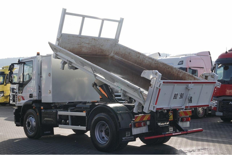 Iveco EUROCARGO 16. 280 / WYWROTKA / HYDROBURTA / BORDMATIC / EURO 6 / - Camion basculantă: Foto 2 Iveco EUROCARGO 16. 280 / WYWROTKA / HYDROBURTA / BORDMATIC / EURO 6 / - Camion basculantă: Foto 2