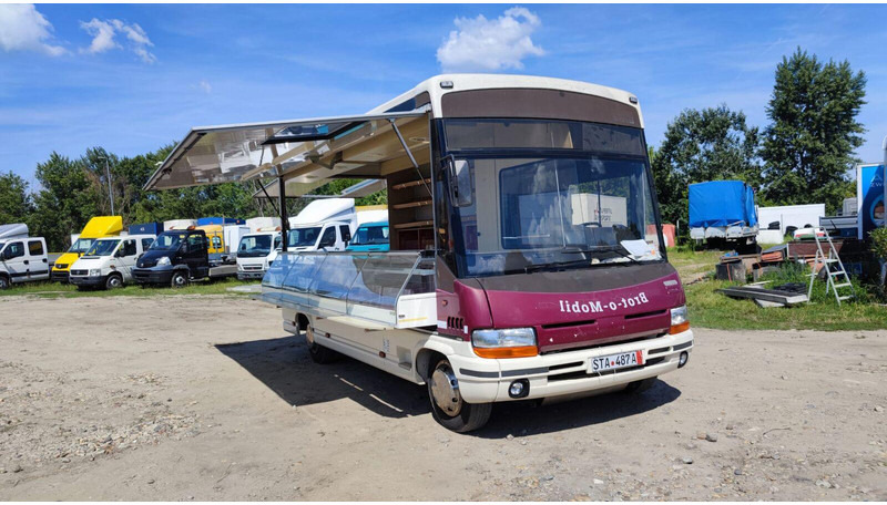 Iveco Etalmobil 55SA foodtruck - 5.5t - Autorulota comerciala: Foto 1 Iveco Etalmobil 55SA foodtruck - 5.5t - Autorulota comerciala: Foto 1