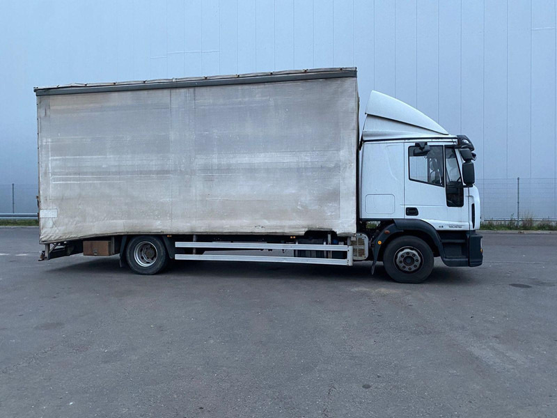 Iveco EuroCargo 140E18 + Tail lift - Maşină de tractare: Foto 4 Iveco EuroCargo 140E18 + Tail lift - Maşină de tractare: Foto 4