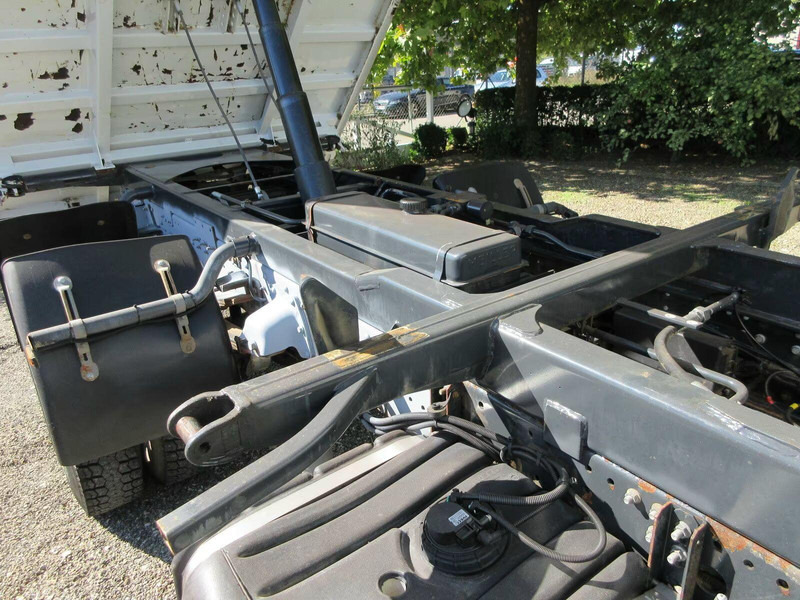 Iveco Eurocargo 120E25 - 3 way tipper - Camion basculantă: Foto 5 Iveco Eurocargo 120E25 - 3 way tipper - Camion basculantă: Foto 5