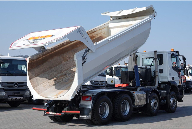 Iveco STRALIS X-WAY 480 / 8x4 / WYWROTKA TYLNOZSYP + HYDROKLAPA / OPON - Camion basculantă: Foto 3 Iveco STRALIS X-WAY 480 / 8x4 / WYWROTKA TYLNOZSYP + HYDROKLAPA / OPON - Camion basculantă: Foto 3