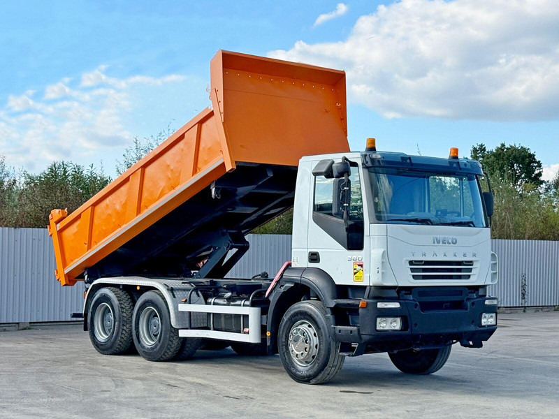 Iveco TRAKKER 380 - Camion basculantă: Foto 1 Iveco TRAKKER 380 - Camion basculantă: Foto 1
