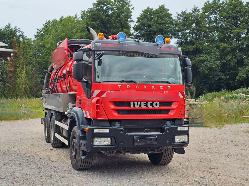 Iveco Trakker AD 260T41 - Vacuum truck - Maşină pentru vidanjări: Foto 2 Iveco Trakker AD 260T41 - Vacuum truck - Maşină pentru vidanjări: Foto 2