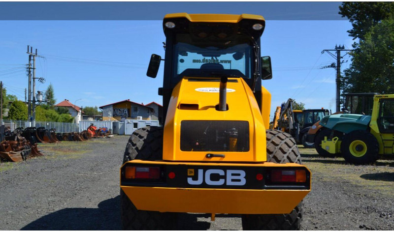 JCB VM116D - Compactor cu pneuri: Foto 4 JCB VM116D - Compactor cu pneuri: Foto 4