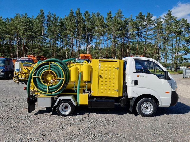 Kia Csatornatisztító - Maşină pentru vidanjări: Foto 4 Kia Csatornatisztító - Maşină pentru vidanjări: Foto 4