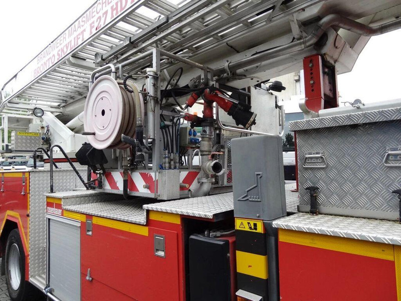 Leasing de MAN 18.284 L2000 - Fire truck+ladder lift MAN 18.284 L2000 - Fire truck+ladder lift: Foto 9