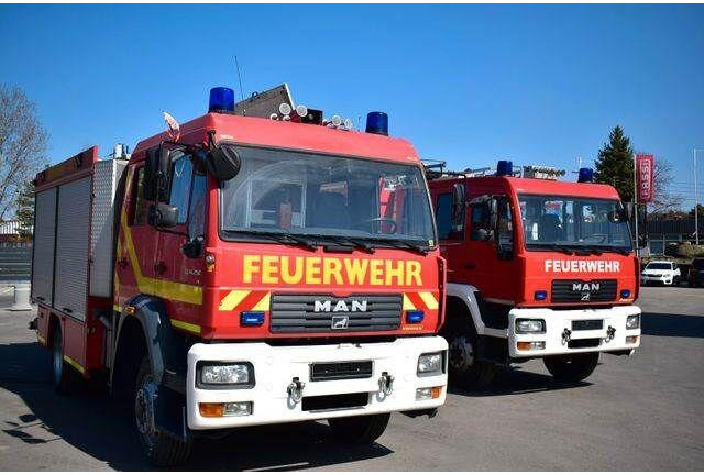 MAN 4x4 Firetruck Feuerwehr DOKA Expedition Camper - Autospeciala de stins incendii: Foto 5 MAN 4x4 Firetruck Feuerwehr DOKA Expedition Camper - Autospeciala de stins incendii: Foto 5