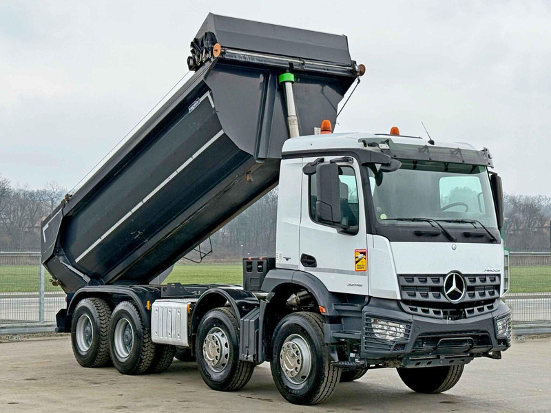 MAN AROCS 3246* KIPPER / 8x4 * TOPZUSTAND - Camion basculantă: Foto 4 MAN AROCS 3246* KIPPER / 8x4 * TOPZUSTAND - Camion basculantă: Foto 4
