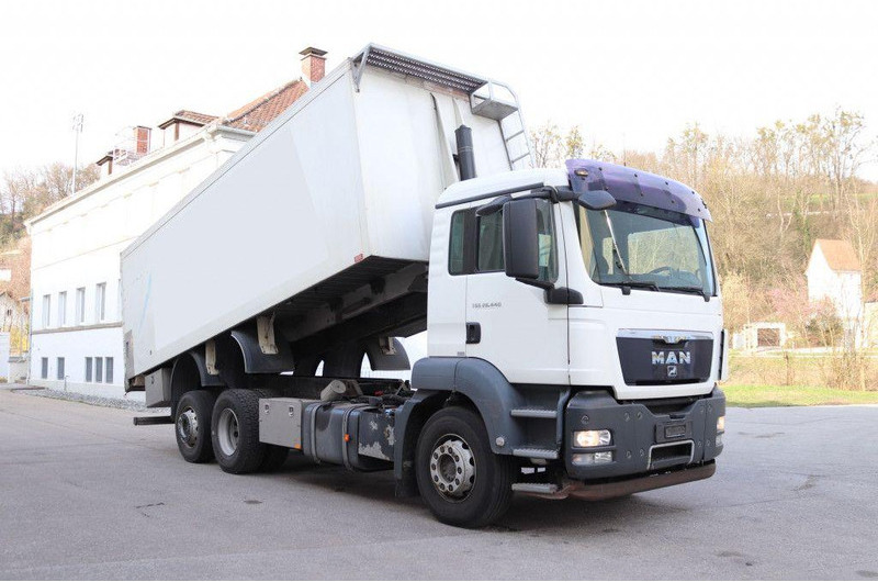 MAN GS26.440 E5 Kippkasten Gebläse Lift/Lenkachse - Camion basculantă: Foto 3 MAN GS26.440 E5 Kippkasten Gebläse Lift/Lenkachse - Camion basculantă: Foto 3