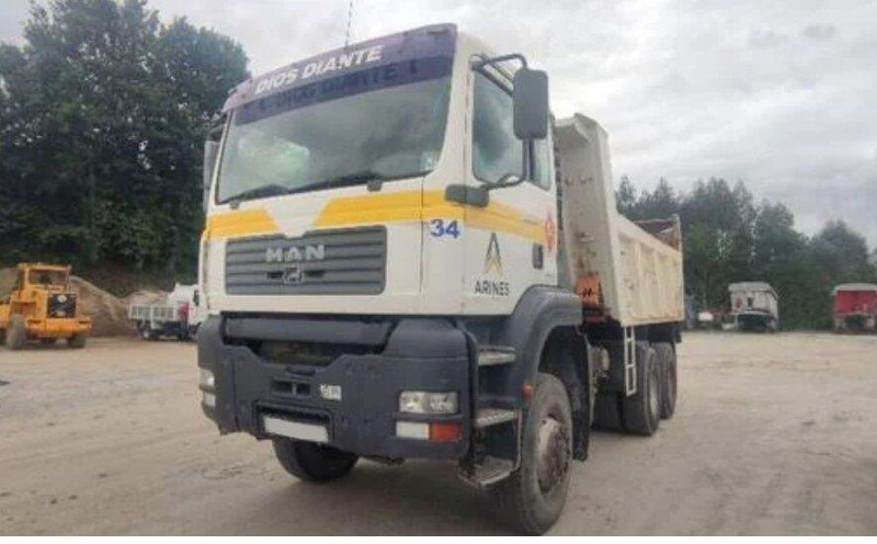 MAN TGA 33.410 - Camion basculantă: Foto 3 MAN TGA 33.410 - Camion basculantă: Foto 3