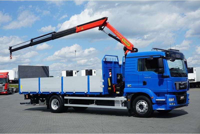MAN TGM / 18.290 / SKRZYNIOWY + HDS + WINDA / PALFINGER PK 12002 / - Camion platformă, Camion cu macara: Foto 4 MAN TGM / 18.290 / SKRZYNIOWY + HDS + WINDA / PALFINGER PK 12002 / - Camion platformă, Camion cu macara: Foto 4