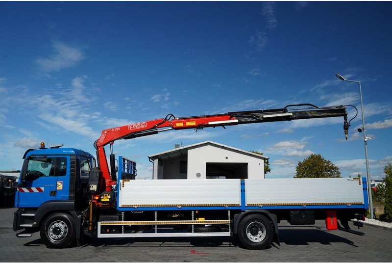 MAN TGS 18.320 / 4x2 / BURTOWY - 6,8 M + HDS FASSI F135 / wysów : 8 - Camion platformă, Camion cu macara: Foto 3 MAN TGS 18.320 / 4x2 / BURTOWY - 6,8 M + HDS FASSI F135 / wysów : 8 - Camion platformă, Camion cu macara: Foto 3