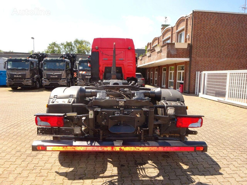 Camion cu cârlig MAN TGS 26.480 Hook lift truck 6x2: Foto 9