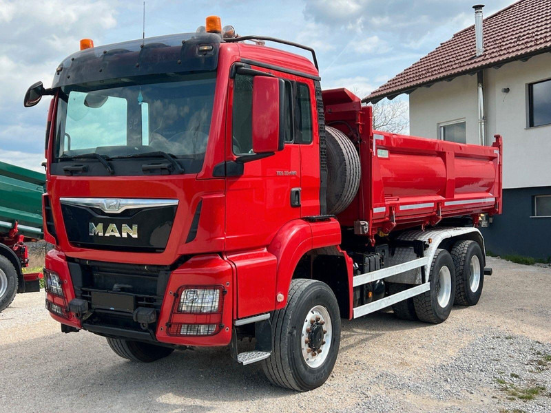 MAN TGS 33.480 6x6 B Tipper - Camion basculantă: Foto 2 MAN TGS 33.480 6x6 B Tipper - Camion basculantă: Foto 2