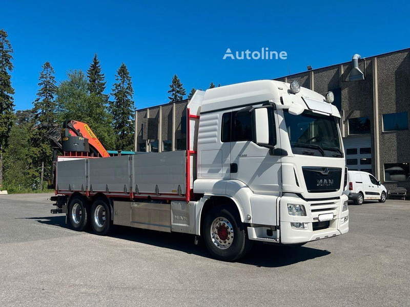 MAN TGS 33.500 - Flatbed+crane 6x4 - Camion platformă, Camion cu macara: Foto 2 MAN TGS 33.500 - Flatbed+crane 6x4 - Camion platformă, Camion cu macara: Foto 2