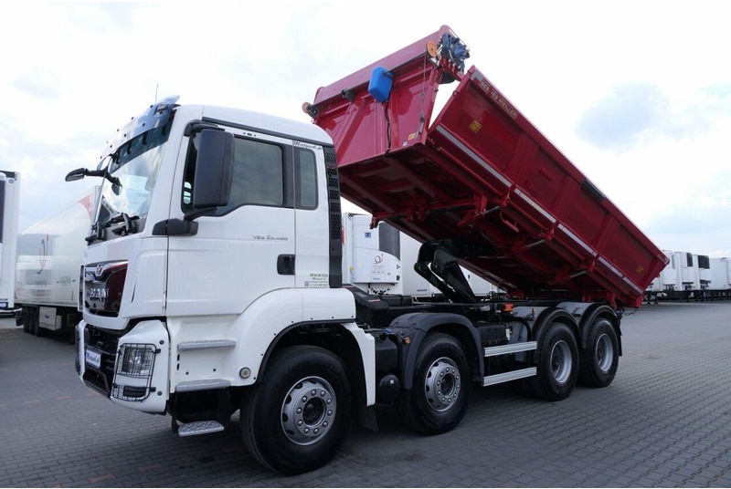 MAN TGS 35.460 - Camion basculantă: Foto 2 MAN TGS 35.460 - Camion basculantă: Foto 2