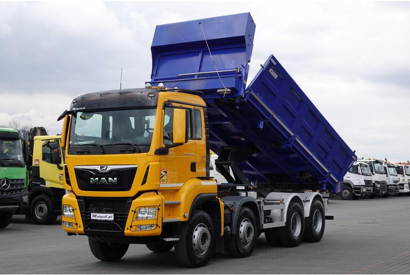 MAN TGS 35.500 / 8x4 / WYWROTKA / HYDROBURTA / BORDMATIK / NAVI / 20 - Camion basculantă: Foto 2 MAN TGS 35.500 / 8x4 / WYWROTKA / HYDROBURTA / BORDMATIK / NAVI / 20 - Camion basculantă: Foto 2