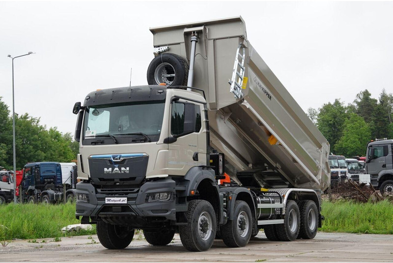 MAN TGS 41.480 / 8X6 / WYWROTKA TYLNOZSYPOWA / KH KIPPER / AUTOMAT / - Camion basculantă: Foto 4 MAN TGS 41.480 / 8X6 / WYWROTKA TYLNOZSYPOWA / KH KIPPER / AUTOMAT / - Camion basculantă: Foto 4
