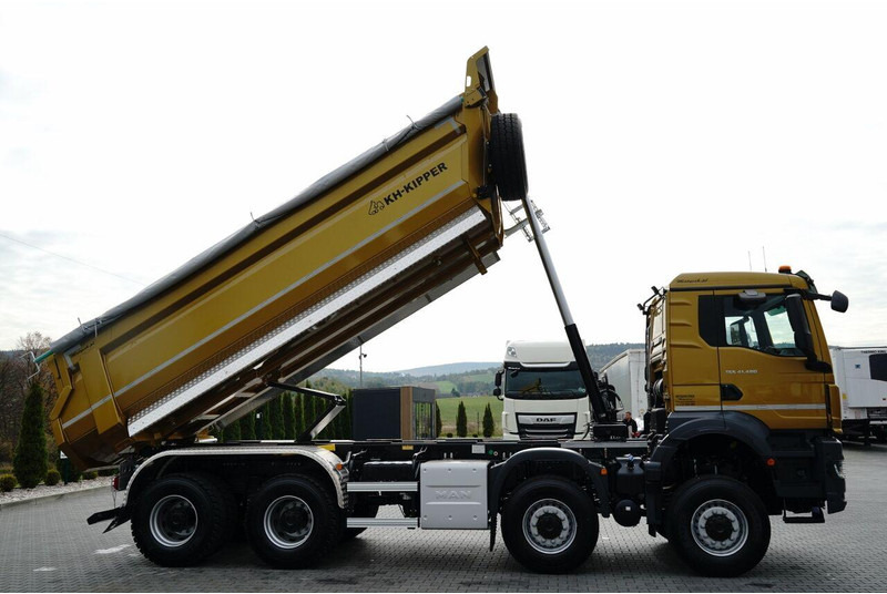 MAN TGS 41.480 / 8X8 / WYWROTKA / AUTOMAT / FABRYCZNIE NOWY / BOGATE - Camion basculantă: Foto 5 MAN TGS 41.480 / 8X8 / WYWROTKA / AUTOMAT / FABRYCZNIE NOWY / BOGATE - Camion basculantă: Foto 5