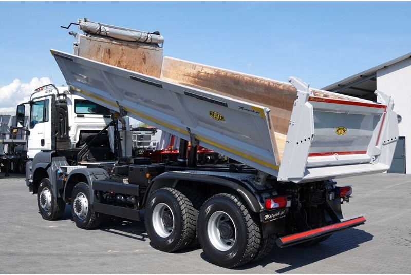 MAN TGS 41.510 / 8x6 / WYWROTKA / 3 STRONNA / BORDMATIC / HYDROBURTA - Camion basculantă: Foto 5 MAN TGS 41.510 / 8x6 / WYWROTKA / 3 STRONNA / BORDMATIC / HYDROBURTA - Camion basculantă: Foto 5