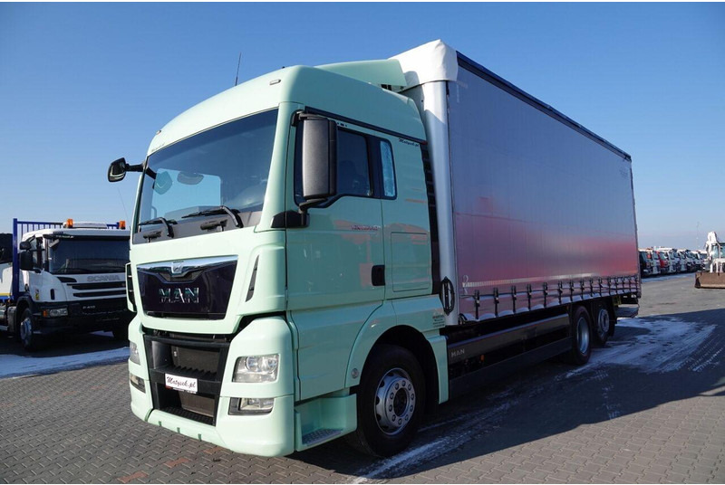 MAN TGX 26.440 / 6x2 / FIRANKA - 8,15 m / SOLÓWKA / WINDA ZAŁADOWCZA - Camion cu prelată: Foto 3 MAN TGX 26.440 / 6x2 / FIRANKA - 8,15 m / SOLÓWKA / WINDA ZAŁADOWCZA - Camion cu prelată: Foto 3