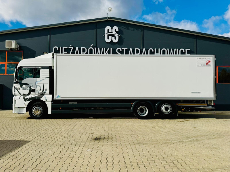 MAN TGX 26.440 // E6 // chłodnia z windą // 22 Epal // sypialka - Camion frigider: Foto 3 MAN TGX 26.440 // E6 // chłodnia z windą // 22 Epal // sypialka - Camion frigider: Foto 3