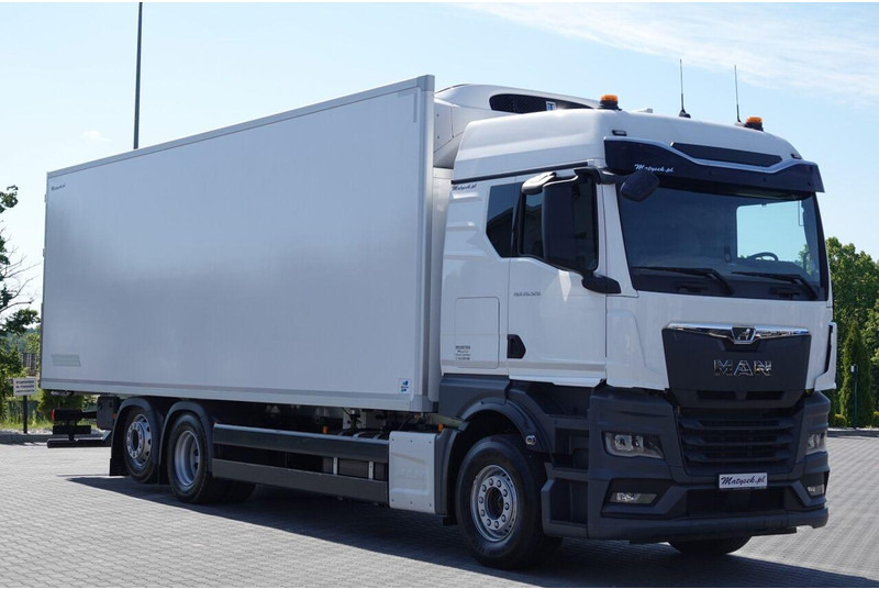 MAN TGX 26.520 / 6x2 / CHŁODNIA -8,6 M / AGREGAT THERMO KING T-1000R - Camion frigider: Foto 2 MAN TGX 26.520 / 6x2 / CHŁODNIA -8,6 M / AGREGAT THERMO KING T-1000R - Camion frigider: Foto 2
