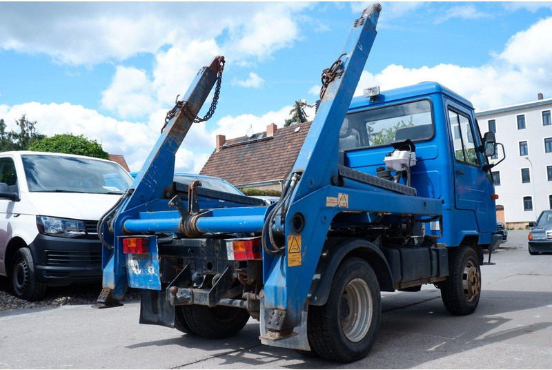 MULTICAR Champion 4x4 - Skip loader - Camion container de gunoi: Foto 5 MULTICAR Champion 4x4 - Skip loader - Camion container de gunoi: Foto 5