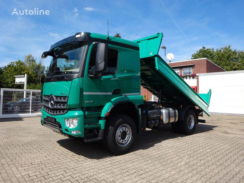 Mercedes-Benz 1843 Arocs 3 way Meiller tipper - Camion basculantă: Foto 1 Mercedes-Benz 1843 Arocs 3 way Meiller tipper - Camion basculantă: Foto 1
