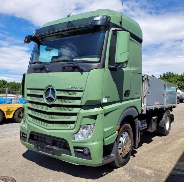 Mercedes-Benz 1851 L 3 way grain tipper Kempf - Camion basculantă: Foto 1 Mercedes-Benz 1851 L 3 way grain tipper Kempf - Camion basculantă: Foto 1