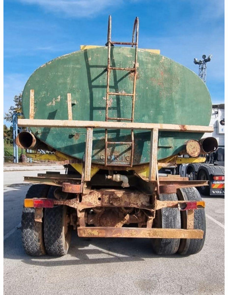 Mercedes-Benz 2219 6x4 Vízszállító Tartálykocsi - Camion cisternă: Foto 4 Mercedes-Benz 2219 6x4 Vízszállító Tartálykocsi - Camion cisternă: Foto 4