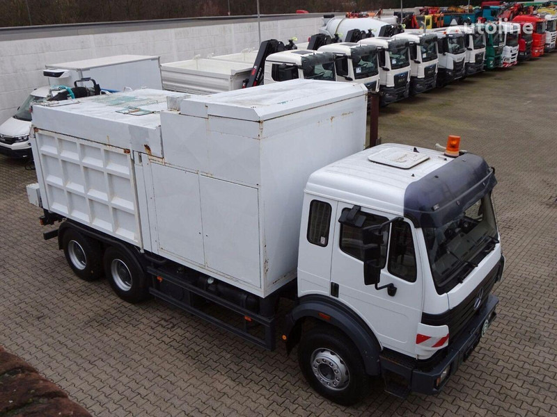 Mercedes-Benz 2527 - Maşină pentru vidanjări: Foto 5 Mercedes-Benz 2527 - Maşină pentru vidanjări: Foto 5