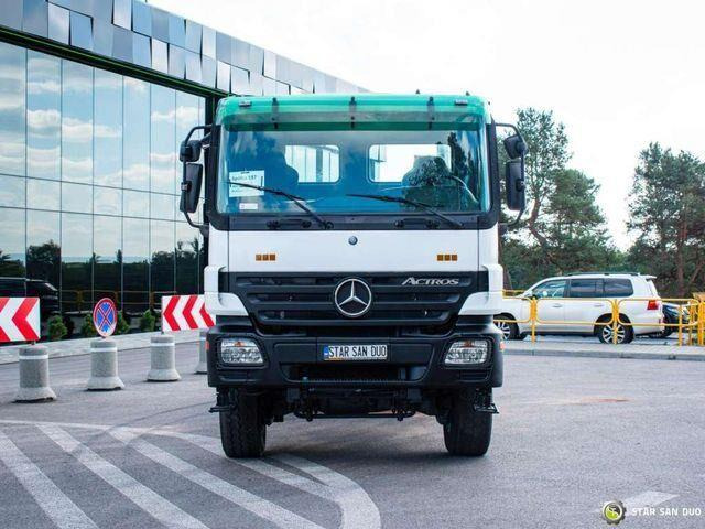 Mercedes-Benz 3332 AK 6x6 chassis cab - Camion şasiu, Camion cu macara: Foto 3 Mercedes-Benz 3332 AK 6x6 chassis cab - Camion şasiu, Camion cu macara: Foto 3