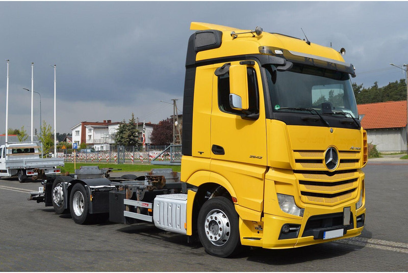Mercedes-Benz ACTROS 2542 EURO 6 BDF SWAP CHASSIS - Camion şasiu: Foto 5 Mercedes-Benz ACTROS 2542 EURO 6 BDF SWAP CHASSIS - Camion şasiu: Foto 5