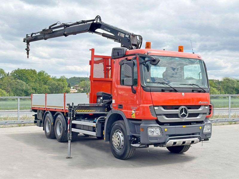 Mercedes-Benz ACTROS 2636 *HIAB 122 BS-2 HIDUO + FUNK/6x4 * TOP - Camion platformă, Camion cu macara: Foto 2 Mercedes-Benz ACTROS 2636 *HIAB 122 BS-2 HIDUO + FUNK/6x4 * TOP - Camion platformă, Camion cu macara: Foto 2
