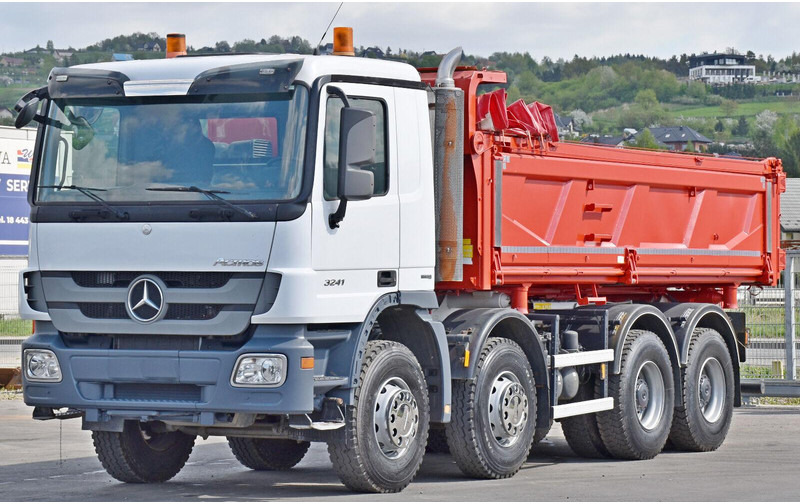 Mercedes-Benz ACTROS 3241 Kipper 5,70m + BORDMATIC / 8x4 - Camion basculantă: Foto 2 Mercedes-Benz ACTROS 3241 Kipper 5,70m + BORDMATIC / 8x4 - Camion basculantă: Foto 2