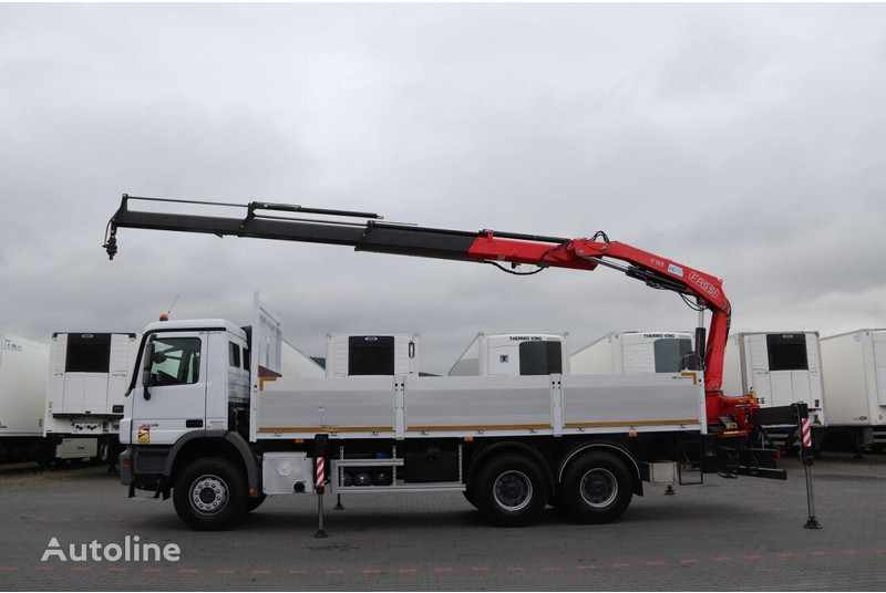 Mercedes-Benz ACTROS 3336 - Camion platformă, Camion cu macara: Foto 4 Mercedes-Benz ACTROS 3336 - Camion platformă, Camion cu macara: Foto 4