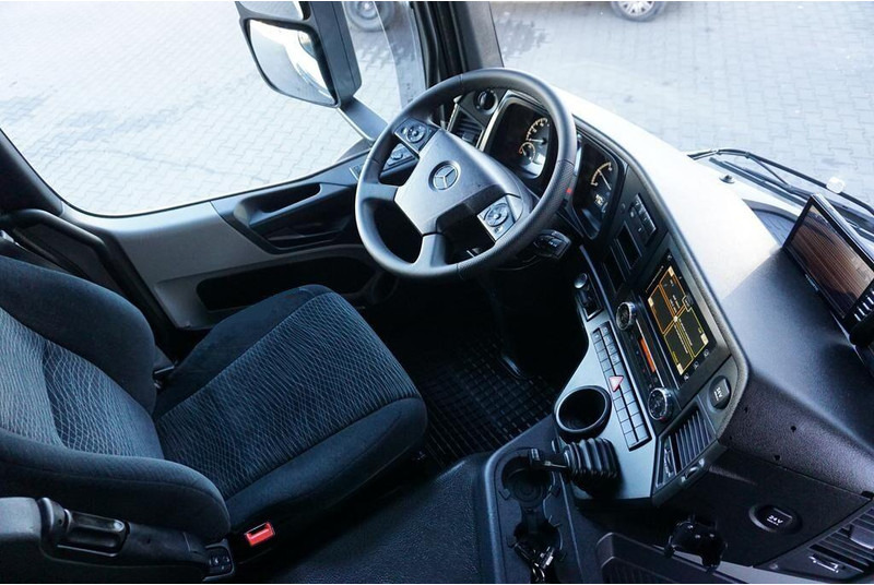 Leasing de Mercedes-Benz ANTOS / 1830 / E 6 / CHŁODNIA + WINDA / 18 PALET / 78 000 KM Mercedes-Benz ANTOS / 1830 / E 6 / CHŁODNIA + WINDA / 18 PALET / 78 000 KM: Foto 13