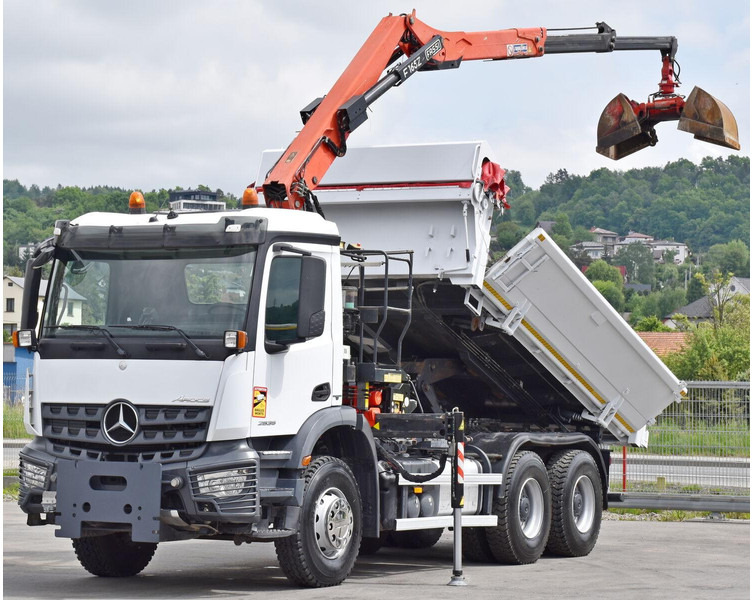Mercedes-Benz AROCS 2635* FASSI F165AZ.0.22 + FUNK * 6x4 - Camion basculantă, Camion cu macara: Foto 3 Mercedes-Benz AROCS 2635* FASSI F165AZ.0.22 + FUNK * 6x4 - Camion basculantă, Camion cu macara: Foto 3